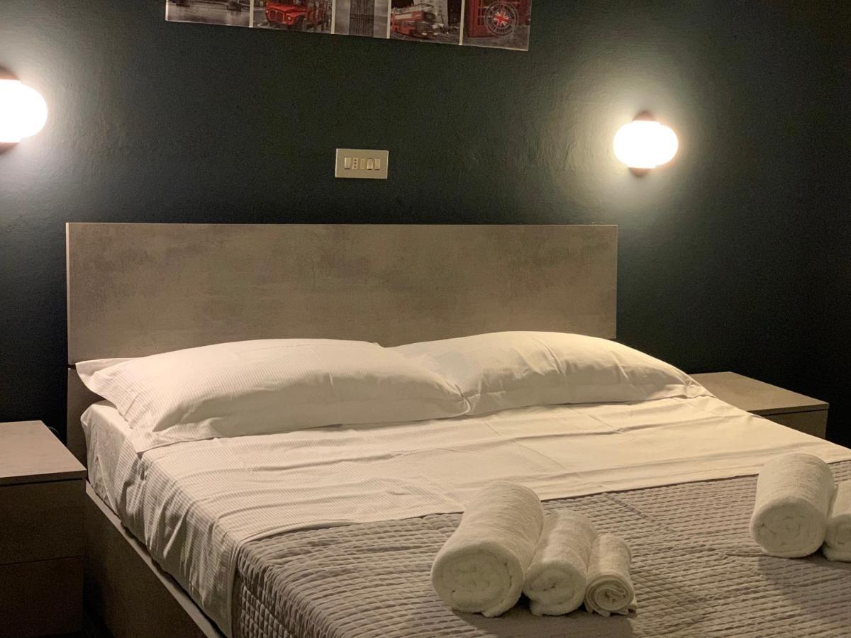 Hotel Neyra Beach Rimini Zewnętrze zdjęcie